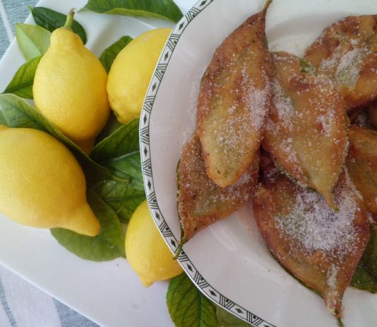 Fritelle di foglie di limone