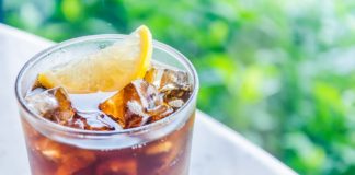 coca cola e limone