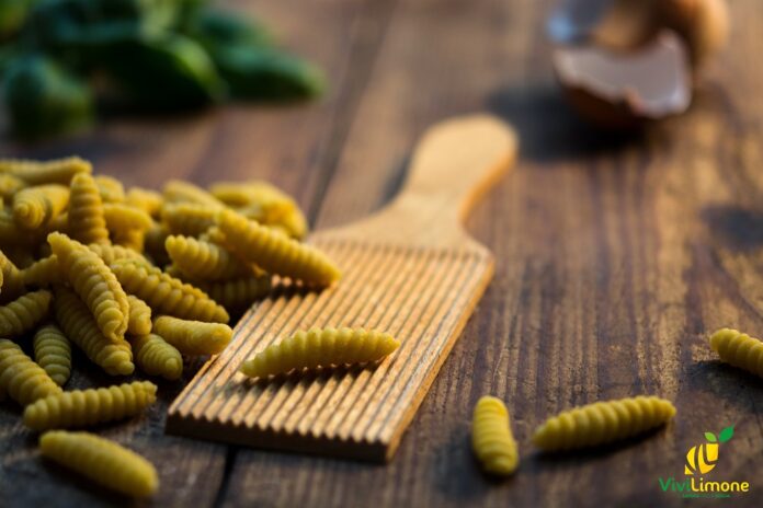 Cavatelli in salsa di limone,mascarpone e caviale rosso
